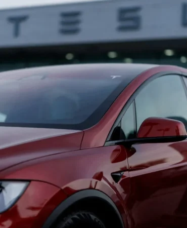 Tesla-Japonya-Teslimat-Noktalarini-Genisletiyor-featured