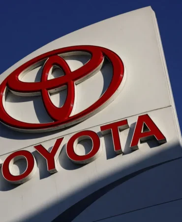 Toyota'dan 500 Bin Araçlık Geri Çağırma: Yazılım Sorunu Tehlike Yarattı 7 Toyota8217dan-500-Bin-Araclik-Geri-Cagirma-Yazilim-Sorunu-Tehlike-Yaratti-featured