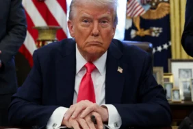 Trump'tan Hürmüz Boğazı'nda kritik mesaj: "İran'a hiçbir şey geçemez" 3 Trump039tan-Hurmuz-Bogazi039nda-kritik-mesaj-quotIran039a-hicbir-sey-gecemezquot-featured