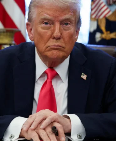 Trump'tan Hürmüz Boğazı'nda kritik mesaj: "İran'a hiçbir şey geçemez" 9 Trump039tan-Hurmuz-Bogazi039nda-kritik-mesaj-quotIran039a-hicbir-sey-gecemezquot-featured