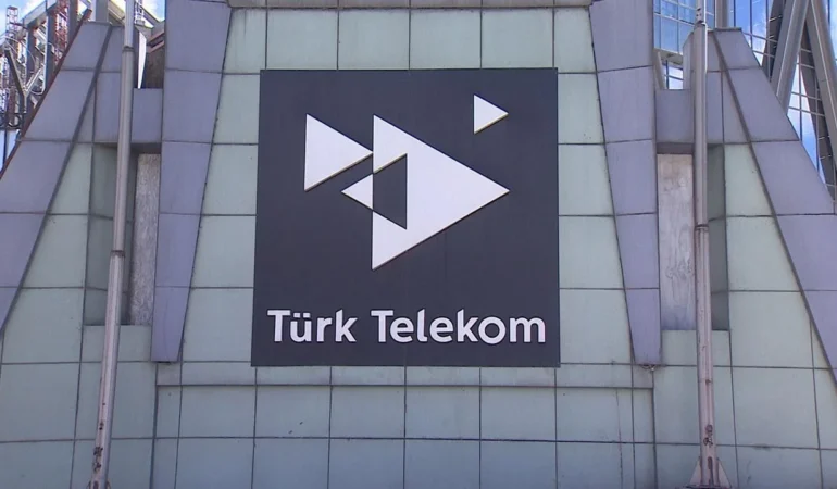Türk Telekom (TTKOM) hisseleri için bilanço sonrası 9 yeni hedef fiyat açıklandı 6 Turk-Telekom-TTKOM-hisseleri-icin-bilanco-sonrasi-9-yeni-hedef-fiyat-aciklandi-featured