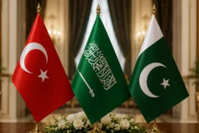 Turkiye-Suudi-Arabistan-ve-Pakistan039dan-ortak-savunma-hamlesi-Imzalar-atilacak-featured