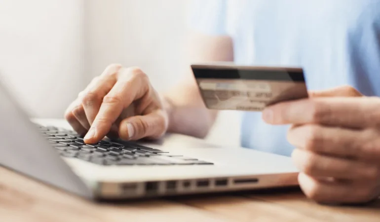 Turkiye039de-internet-bankaciliginda-rekor-Her-4-kisiden-3039u-kullaniyor-featured