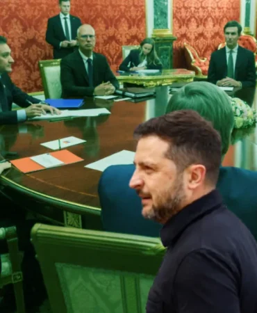 ABD Temsilcileri Putin ve Zelenskiy ile Görüştü: Savaşta Kritik Dönemeç 3 ABD-Temsilcileri-Putin-ve-Zelenskiy-ile-Gorustu-Savasta-Kritik-Donemec-featured