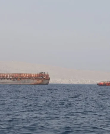 ABD'nin Tanker Stratejisi: Petrol ve LNG Arzı Risk Altında 4 ABD8217nin-Tanker-Stratejisi-Petrol-ve-LNG-Arzi-Risk-Altinda-featured