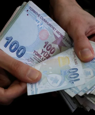 Açlık Sınırı 37.800 TL'ye Yükseldi: Yoksulluk Sınırı 123 Bin TL 10 Aclik-Siniri-37.800-TL8217ye-Yukseldi-Yoksulluk-Siniri-123-Bin-TL-featured