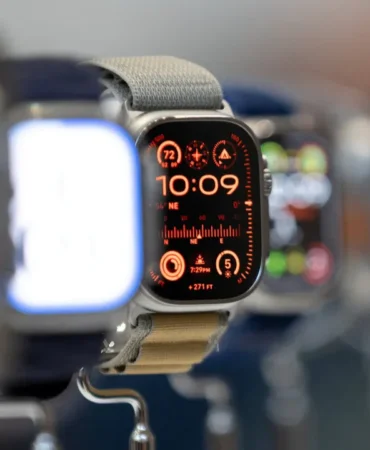 Apple-Watch8217a-Ozel-Yapay-Zeka-iPhone8217dan-Farkli-Yaklasim-featured