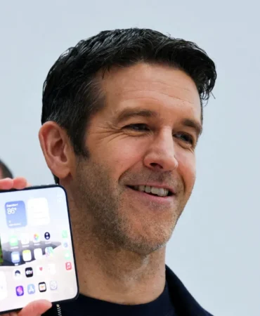 Apple'dan Sürpriz Hamle: Yeni Katlanabilir Cihazlar Geliyor 2 Apple8217dan-Surpriz-Hamle-Yeni-Katlanabilir-Cihazlar-Geliyor-featured