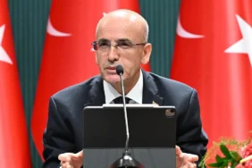 Bakan-Simsek8217ten-Fon-Aciklamasi-Borsa-Baski-Altinda-Kalmayacak-featured