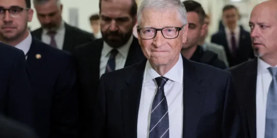 Bill Gates: Yapay Zeka Bolluk Çağını Başlatacak