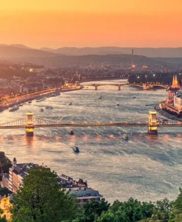 Dolar-Baskisi-Orta-Avrupa-Para-Birimleri-Dususte-featured