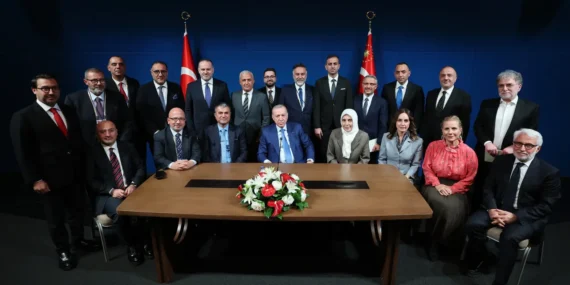 Erdoğan’dan Fon Soruşturması Açıklaması: “Hukuk Önünde Hesap Verecekler”