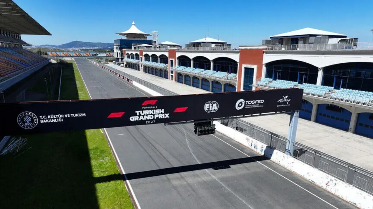 F1 Türkiye'ye Dönüyor: İstanbul Grand Prix Tarihi Belli Oldu 1 F1-Turkiye8217ye-Donuyor-Istanbul-Grand-Prix-Tarihi-Belli-Oldu-featured