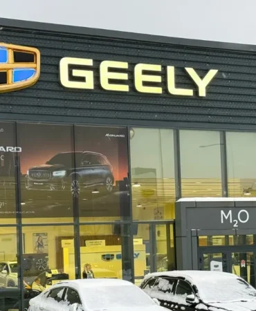 Geely-4-Dakikada-Sarj-Eden-Teknolojisiyle-Piyasaya-Hizli-Giris-Yapti-featured