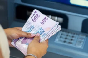 Gençlere 13.750 TL Burs: Enerji Sektöründe Nitelikli Kaynak Yetiştiriliyor 3 Genclere-13.750-TL-Burs-Enerji-Sektorunde-Nitelikli-Kaynak-Yetistiriliyor-featured