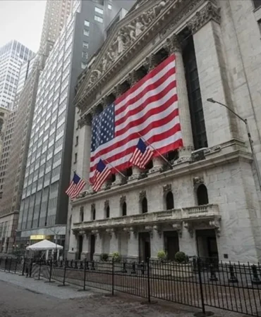 Goldman Sachs CEO'su: ABD Borç Yükü İçin Tek Yol Büyüme 5 Goldman-Sachs-CEO8217su-ABD-Borc-Yuku-Icin-Tek-Yol-Buyume-featured
