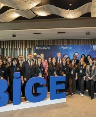 Halkbank'tan Genç Kumlara STEM ve Girişimcilik Desteği 3 Halkbank8217tan-Genc-Kumlara-STEM-ve-Girisimcilik-Destegi-featured