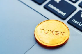 Ingiltere-Bankalari-Tokenize-Mevduatla-Tarihi-Islem-Gerceklestirdi-featured