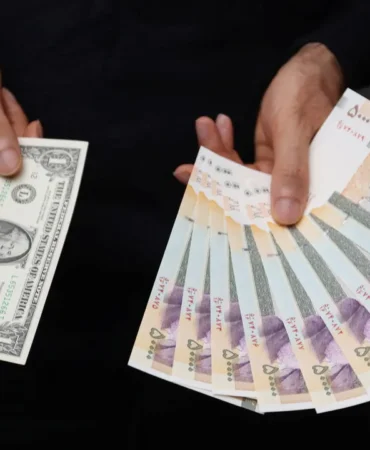 Iran-Dolari-240-Bin-Tumeni-Asti-Tarihi-Zirve-featured