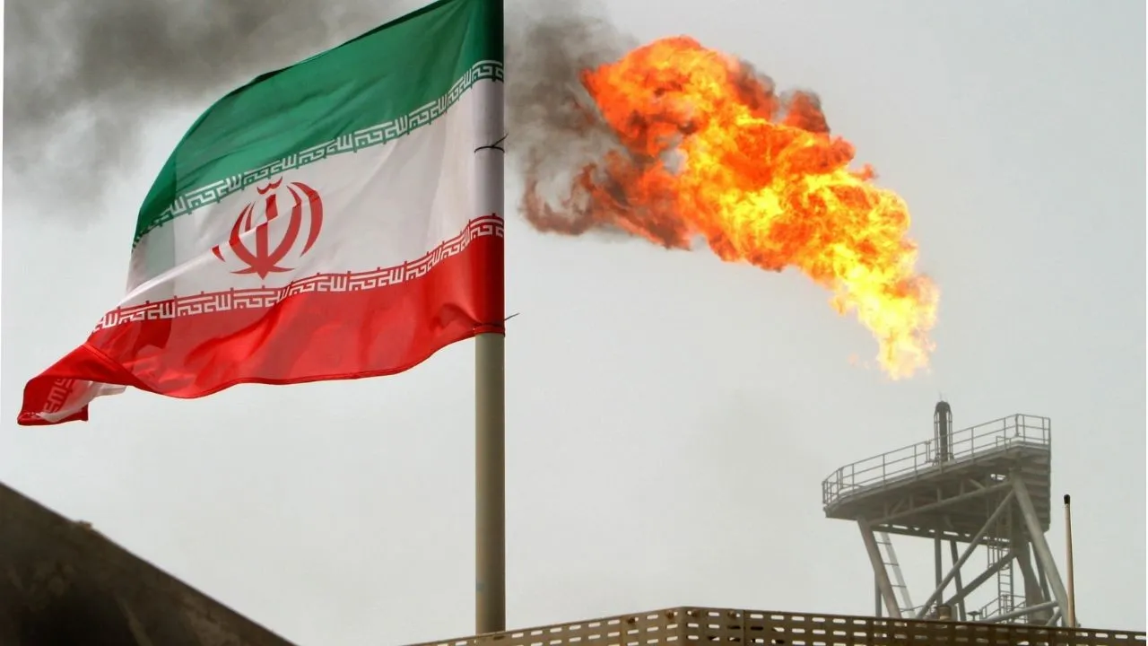 Iran-Petrol-Ihracati-Ussu-Hark-Adasi8217nda-Patlama-Sesleri-featured