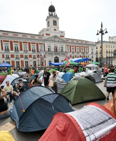 Ispanya-Konut-Krizi-Madrid8217de-Cadir-Eylemleri-Basladi-featured