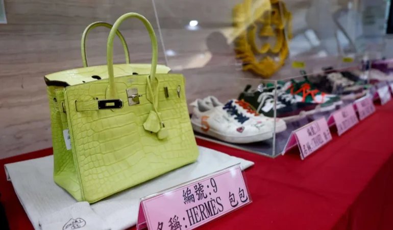 LVMH-ve-Hermes-Arasindaki-Hisse-Anlasmazligi-Buyuyor-featured