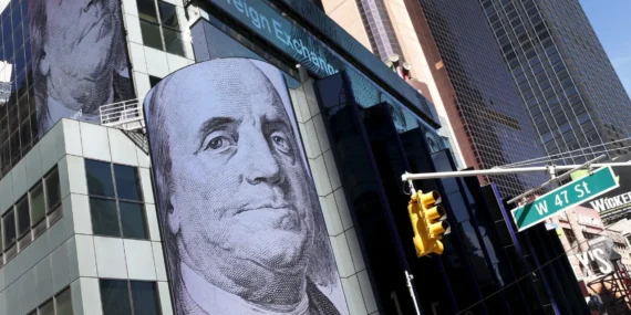 Morgan Stanley Dolar Tahminini Değiştirdi: Yeni Hedef 104