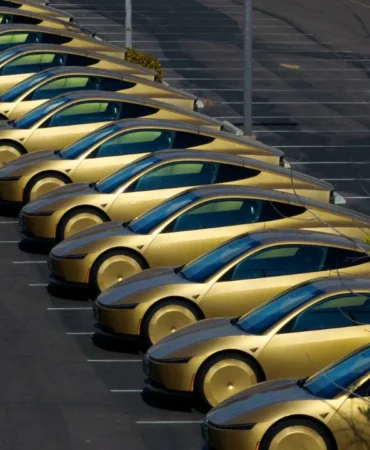 Tesla-Cybercab-Tanitimi-Sonrasi-Hisselerde-Sert-Dusus-featured