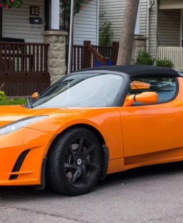 Tesla Roadster Tanıtımı Ertelendi: Yeni Tarih 15 Ekim 10 Tesla-Roadster-Tanitimi-Ertelendi-Yeni-Tarih-15-Ekim-featured