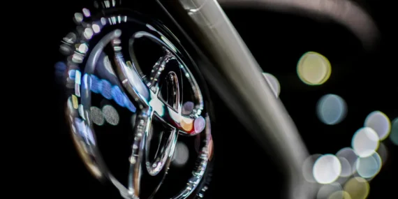 Toyota Türkiye’den 4 Milyonuncu Araç Üretimi ve Hibrit Yıl Dönümü