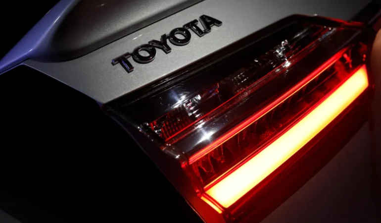 Toyota8217dan-400-Bin-Robot-Icin-Dev-Yatirim-featured