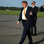 Trump Saçları Hakkındaki Yıllardır Süren Tartışmaya Son Noktayı Koydu 14 Trump-Saclari-Hakkindaki-Yillardir-Suren-Tartismaya-Son-Noktayi-Koydu-featured