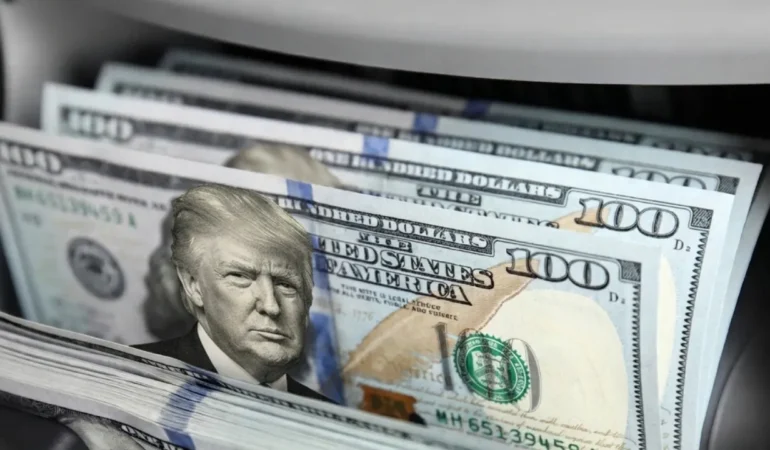 Trump'tan 5000 Dolarlık Ödeme Vaadi: Detaylar Belirsiz 1 Trump8217tan-5000-Dolarlik-Odeme-Vaadi-Detaylar-Belirsiz-featured