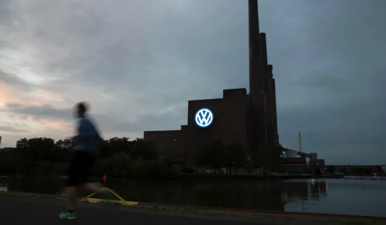 Volkswagen'den Tarihi Dönüşüm: Savunma Sanayisine Adım 1 Volkswagen8217den-Tarihi-Donusum-Savunma-Sanayisine-Adim-featured