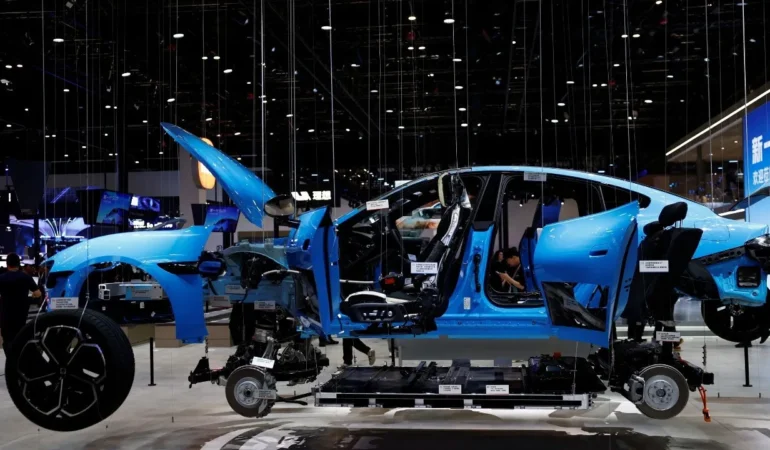 Xiaomi'nin Robot Fabrikası: 76 Saniyede Bir Otomobil Üretiyor 6 Xiaomi8217nin-Robot-Fabrikasi-76-Saniyede-Bir-Otomobil-Uretiyor-featured