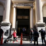 Arjantin-Kamu-Harcamalarinda-Kesintiye-Gidiyor-20-Bin-Calisana-Yonelik-Tasarruf-Plani-featured