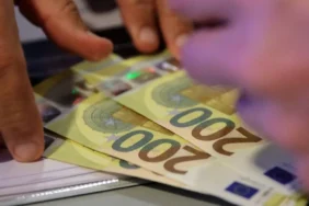 Euro'da Değer Kaybı: 5 Temel Neden Mercek Altında 4 Euro8217da-Deger-Kaybi-5-Temel-Neden-Mercek-Altinda-featured