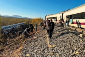 Ispanya8217da-Tren-Kazasi-46-Olu-544-Yolcu-Etkilendi-featured