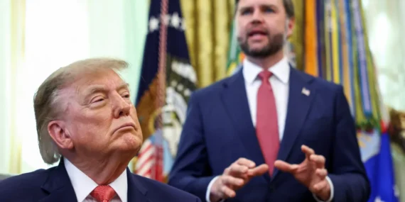 Trump İran Müzakereleri İddialarını Yalanladı