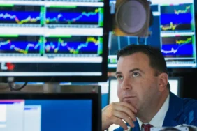 Yatırımcılar Dalgalanmada Bogle, Buffett, Graham'dan Ders Aldı 3 Yatirimcilar-Dalgalanmada-Bogle-Buffett-Graham8217dan-Ders-Aldi-featured